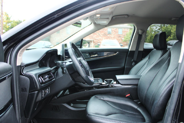 Used 2022 Lincoln Nautilus AWD image 13