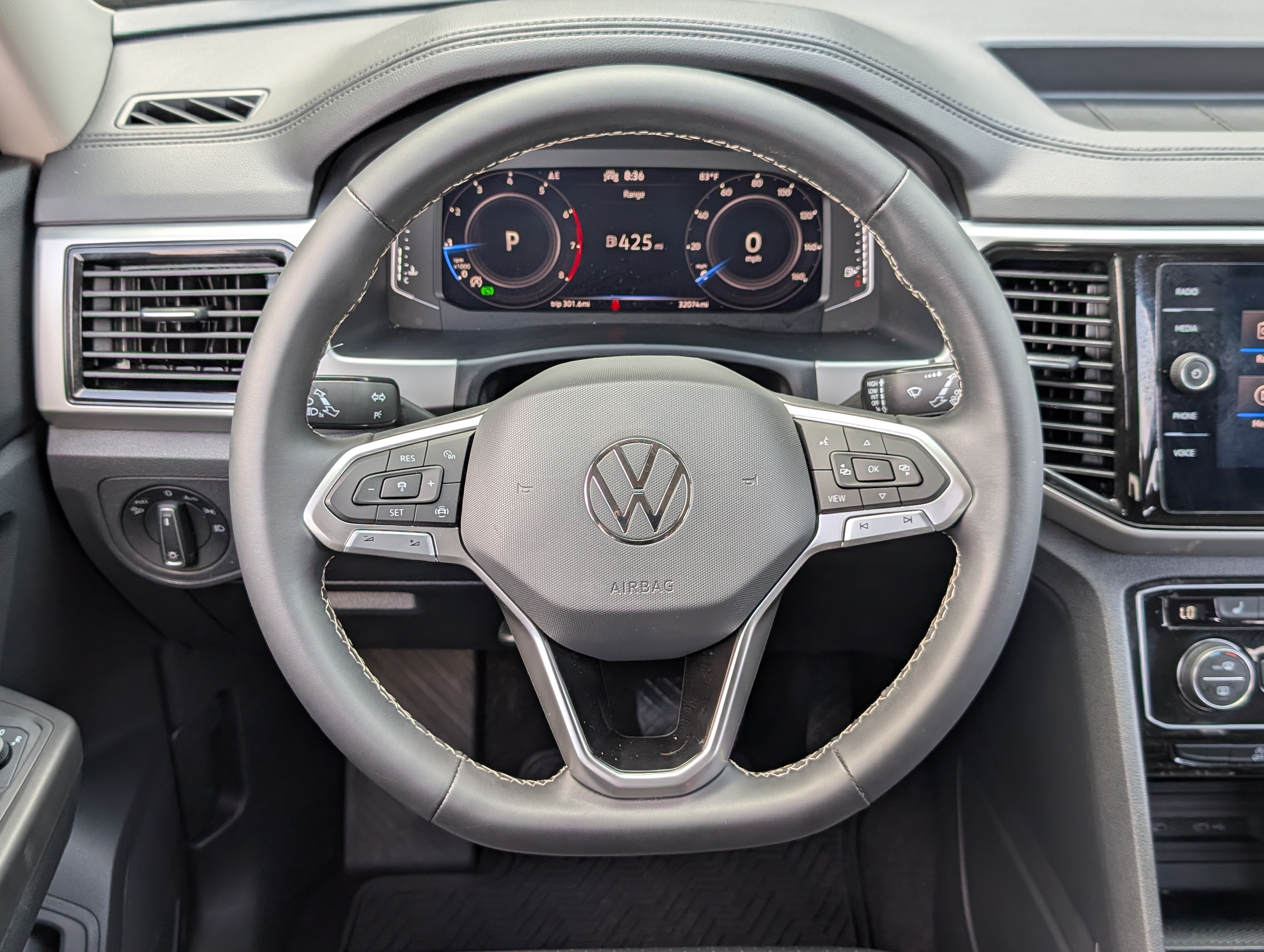 Used 2023 Volkswagen Atlas SE w/ Black Wheel Package FWD image 24