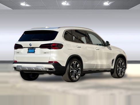 New 2026 BMW X5 xDrive50e AWD/4WD image 8