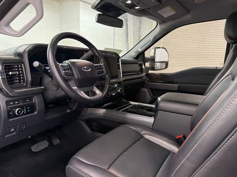 Certified 2024 Ford F250 Lariat w/ Lariat Ultimate Package AWD/4WD image 6