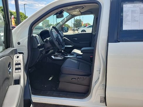 New 2026 Nissan Frontier SV w/ SV Convenience Package AWD/4WD image 10