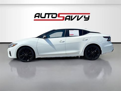 Used 2023 Nissan Maxima SR w/ Sport Mat Group image 4