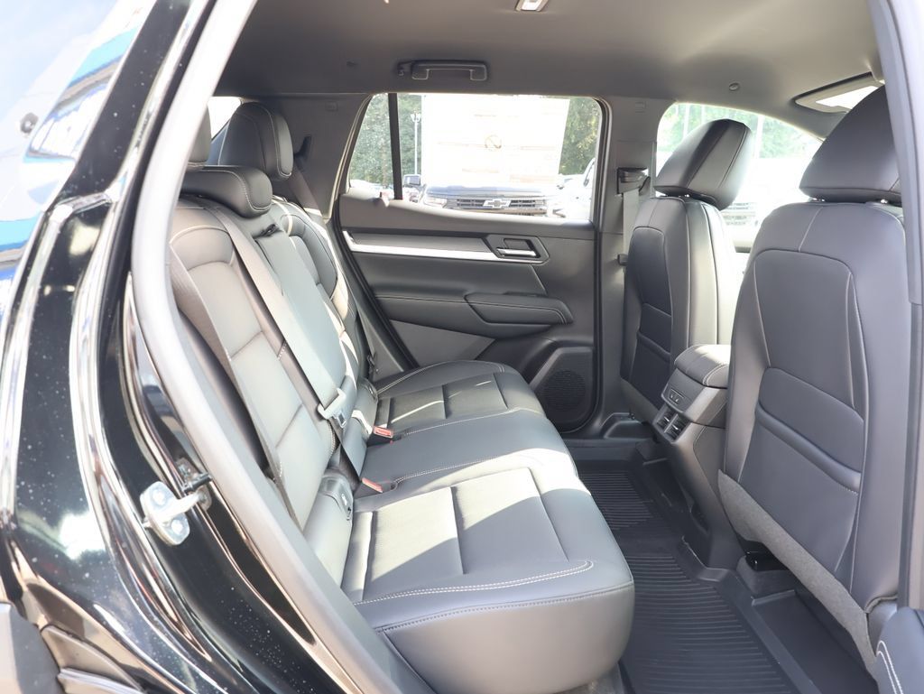 New 2027 GMC Terrain Elevation w/ Elevation Premium Package AWD/4WD image 32