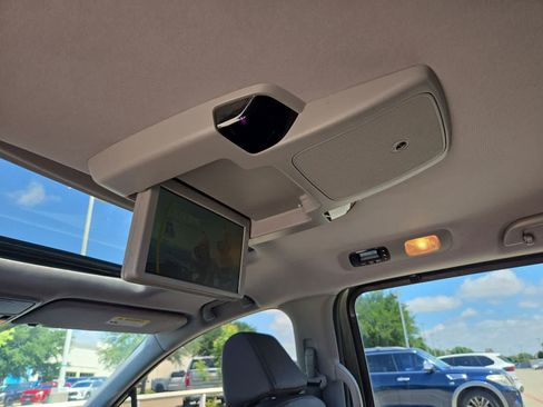 Used 2023 Honda Odyssey Touring image 36