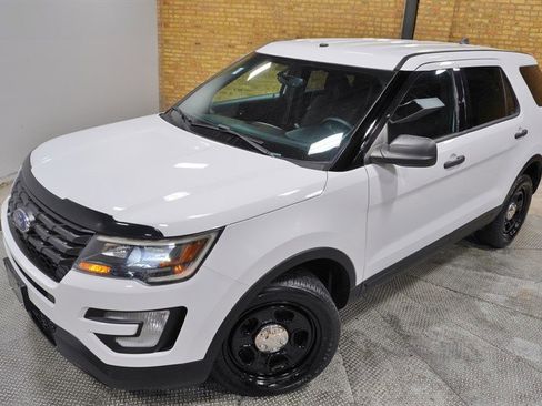 Used 2018 Ford Explorer Police AWD w/ Ultimate Wiring Package image 2