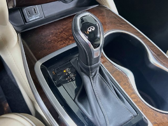 Used 2020 INFINITI QX60 Luxe w/ Sensory Package AWD/4WD image 17