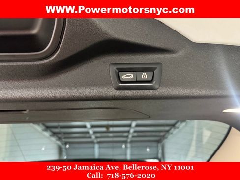 Used 2019 BMW X7 xDrive40i w/ Premium Package AWD/4WD image 33