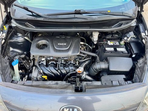 Used 2016 Kia Rio LX image 9