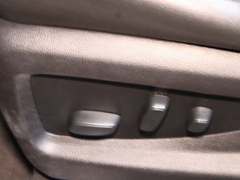 Used 2019 GMC Yukon XL SLT image 22