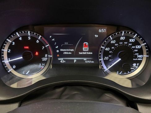 Used 2023 Toyota Highlander XSE AWD/4WD image 18