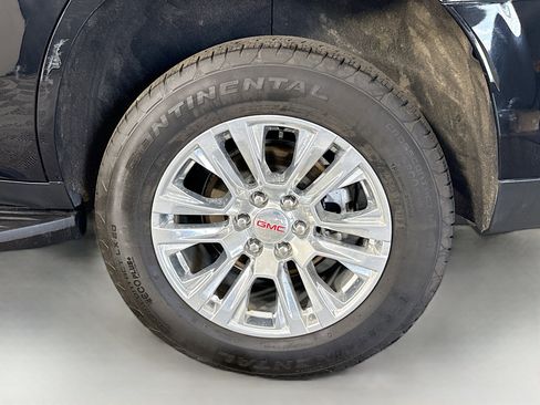 Used 2025 GMC Yukon Denali AWD/4WD image 37