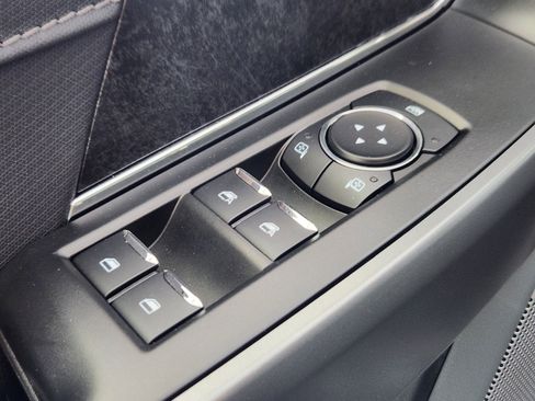 Certified 2025 Ford F150 Lightning Flash image 18