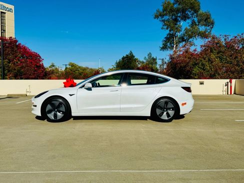Used 2020 Tesla Model 3 RWD image 15