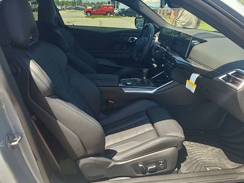 Used 2026 BMW M2 w/ Lighting Package RWD image 6