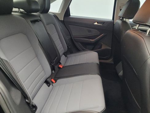 Used 2025 Volkswagen Jetta SE FWD image 19