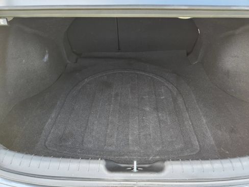 Used 2024 Hyundai Elantra Limited FWD image 35