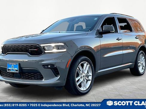 Used 2022 Dodge Durango GT image 3