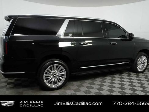 Used 2025 Cadillac Escalade ESV Premium Luxury w/ LPO, Floor Liner Package image 2