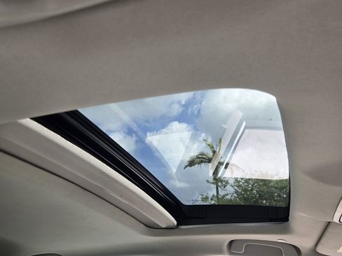 Certified 2025 Honda Accord SE image 17