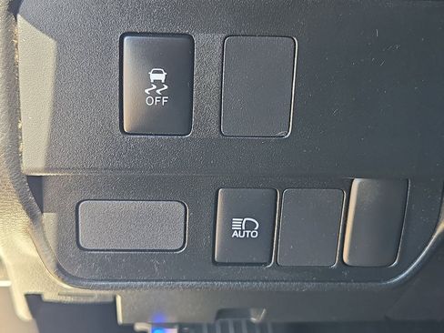 Used 2022 Toyota Tacoma SR w/ SX Package AWD/4WD image 25