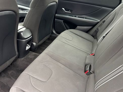 Certified 2024 Hyundai Elantra SEL image 9