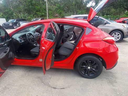 Used 2019 Chevrolet Cruze LS w/ LS Convenience Package FWD image 44