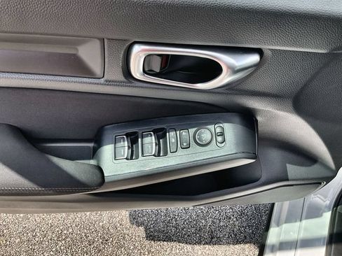 Certified 2025 Honda Civic Sport image 21