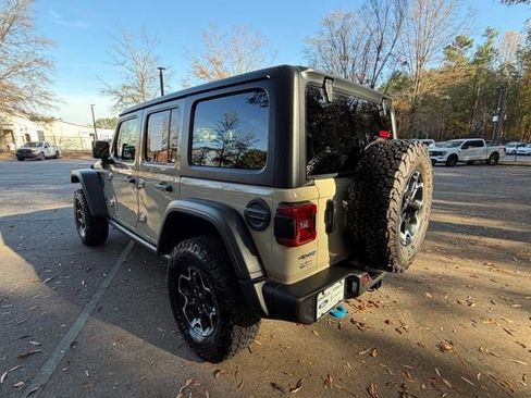 Used 2022 Jeep Wrangler Rubicon w/ Cold Weather Group image 6
