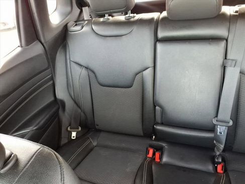 Used 2024 Jeep Compass Latitude w/ Altitude Special Edition image 19