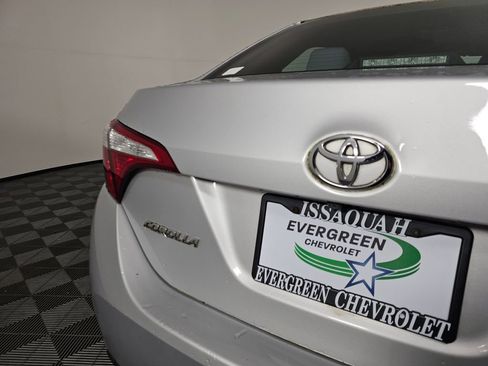 Used 2016 Toyota Corolla LE image 15