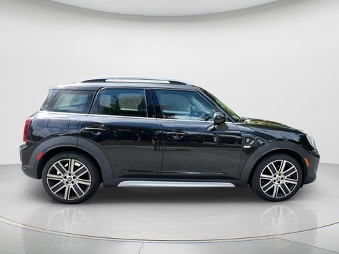Used 2023 MINI Cooper Countryman S FWD image 4