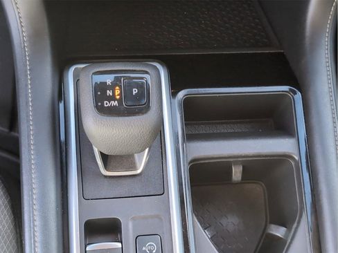 Used 2022 Nissan Pathfinder S image 20