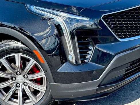 Used 2021 Cadillac XT4 Sport image 9