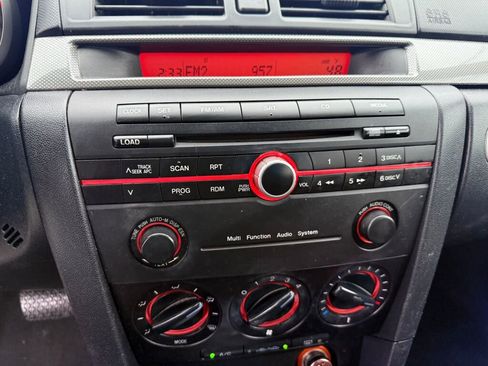 Used 2006 MAZDA MAZDA3 s Touring image 9