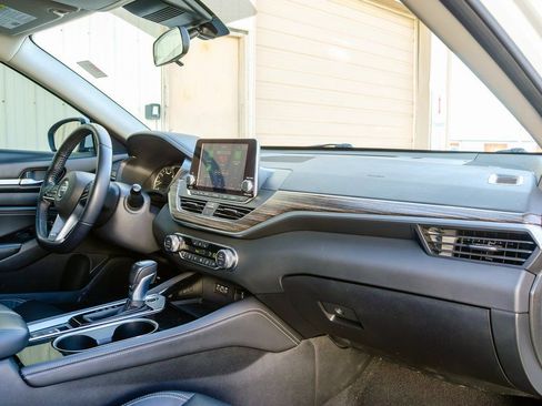 Used 2021 Nissan Altima 2.5 SL image 31