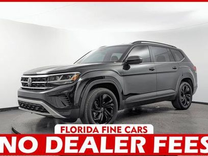 Used 2023 Volkswagen Atlas SE w/ Black Wheel Package