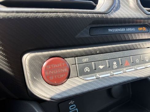 Used 2025 Ford Mustang GT RWD image 20