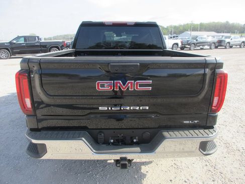 New 2026 GMC Sierra 1500 SLT w/ SLT Premium Package AWD/4WD image 7