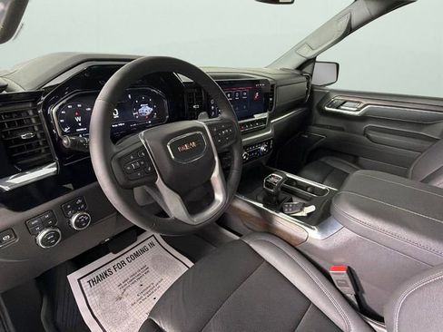 Used 2024 GMC Sierra 1500 SLT AWD/4WD image 18