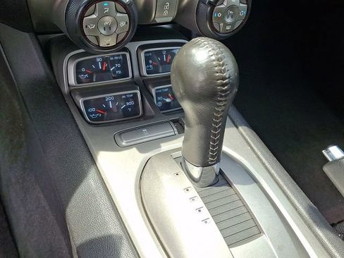 Used 2010 Chevrolet Camaro SS w/ RS Package RWD image 10