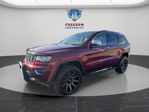 Used 2018 Jeep Grand Cherokee Limited image 2