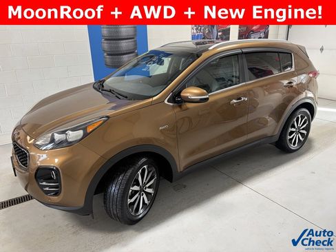 Used 2017 Kia Sportage EX w/ EX Technology Package image 3