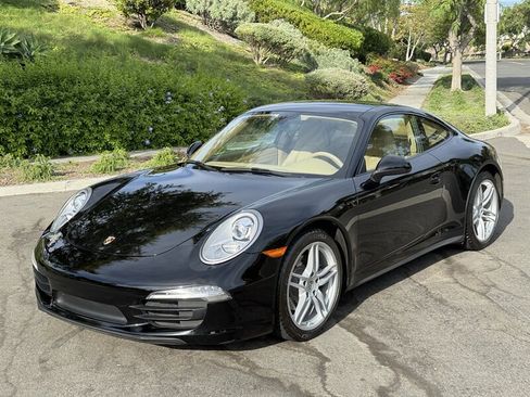Used 2014 Porsche 911 Carrera 4 AWD/4WD image 4