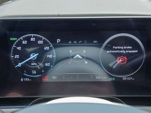 Certified 2023 Kia Niro Wind FWD image 22