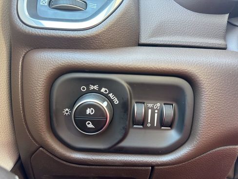 New 2026 RAM 1500 Laramie w/ Chrome Appearance Group AWD/4WD image 12
