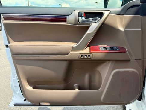 Used 2019 Lexus GX 460 Premium AWD/4WD image 33