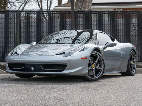 Used 2011 Ferrari 458 Italia Coupe image 3