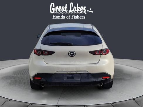 Used 2019 MAZDA MAZDA3 Hatchback FWD image 4