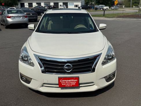 Used 2013 Nissan Altima 2.5 SV w/ 2.5SV Convenience Pkg FWD image 5