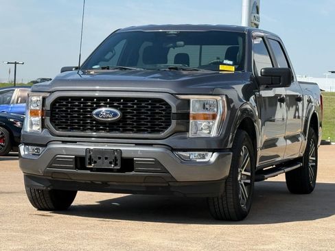 Used 2022 Ford F150 XL w/ STX Appearance Package image 4